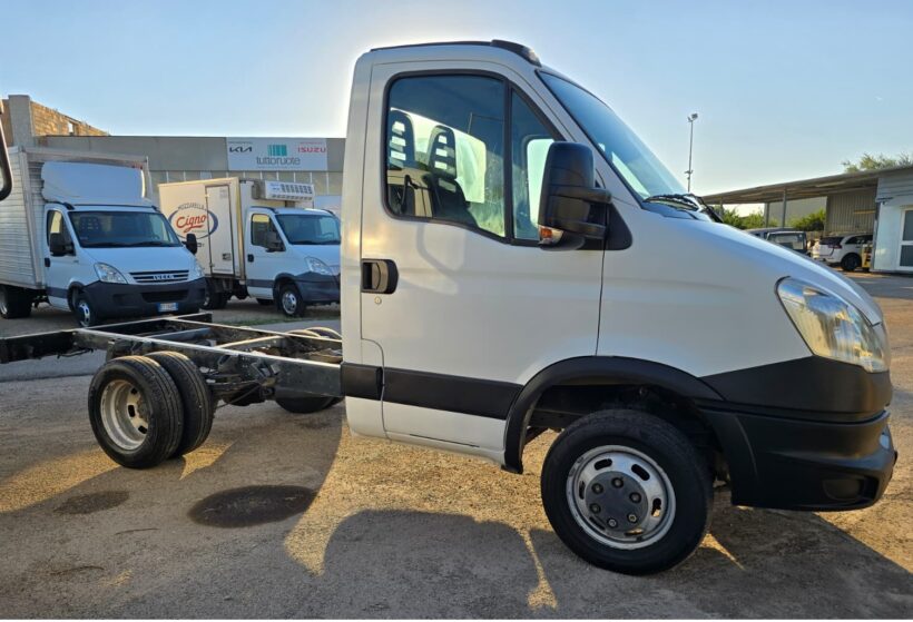 IVECO DAILY 40C35 TARGA EV371BN 03