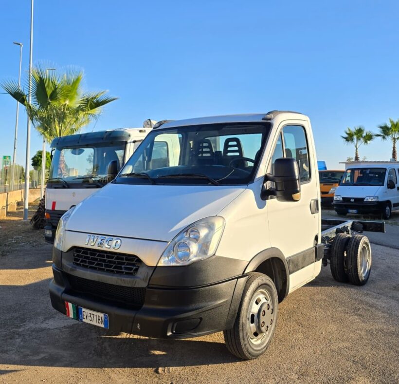 IVECO DAILY 40C35 TARGA EV371BN 04